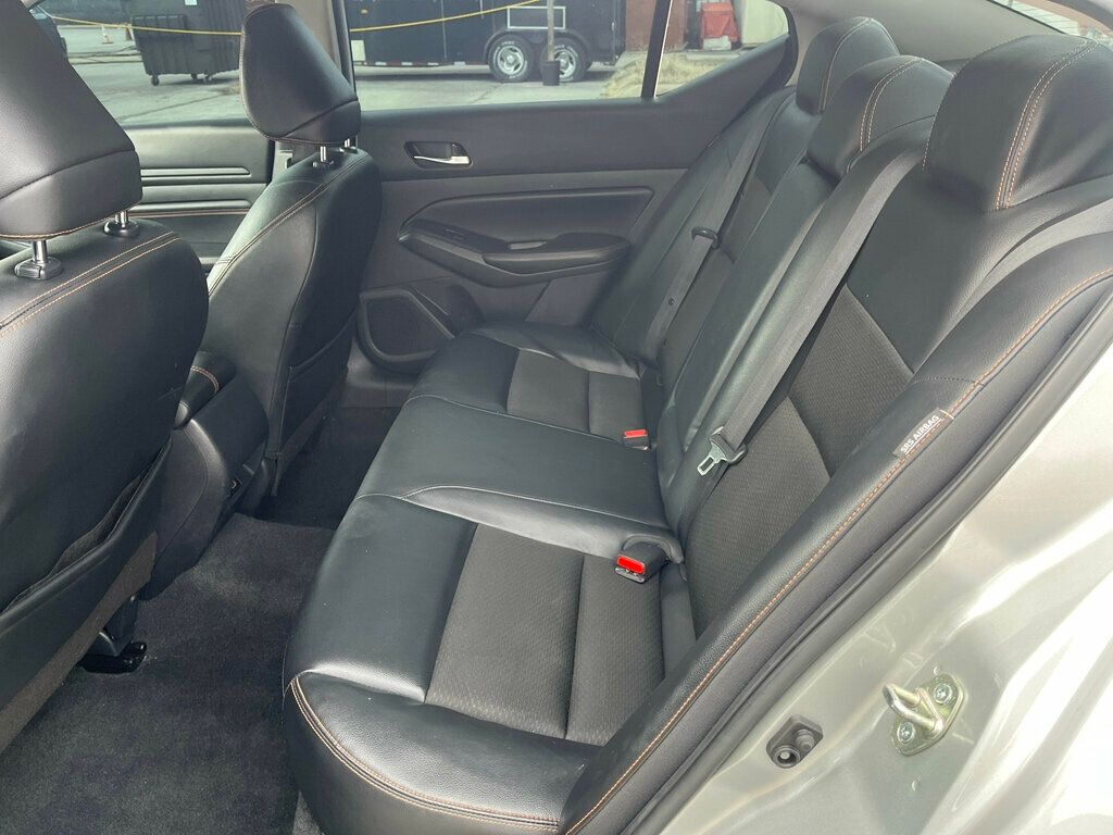 2021 Nissan Altima 2.5 SR Sedan - 22981312 - 12