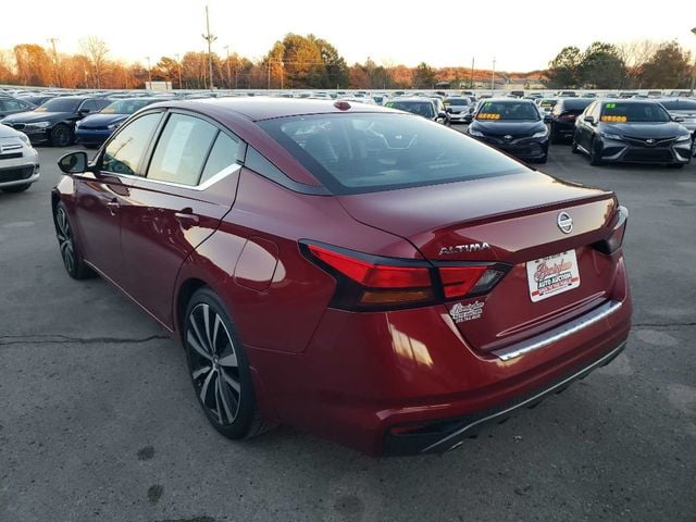 2021 Nissan Altima SR photo 6