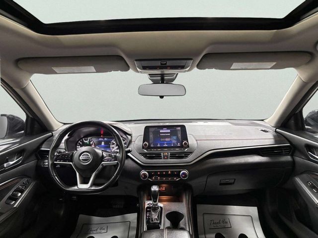 2021 Nissan Altima 2.5 SR Sedan - 23052206 - 22
