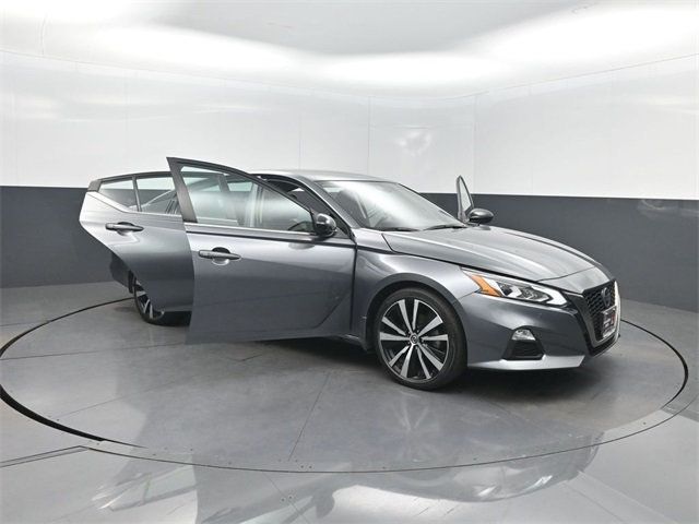 2021 Nissan Altima 2.5 SR Sedan - 22961065 - 40