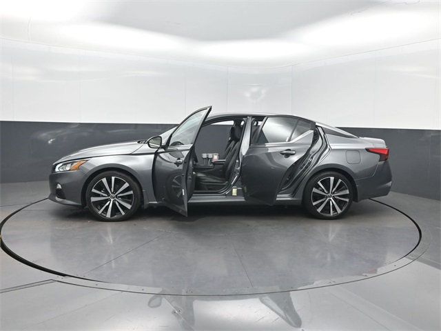 2021 Nissan Altima 2.5 SR Sedan - 22961065 - 41
