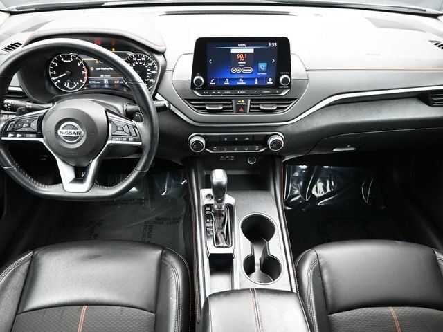 2021 Nissan Altima 2.5 SR Sedan - 23001974 - 17
