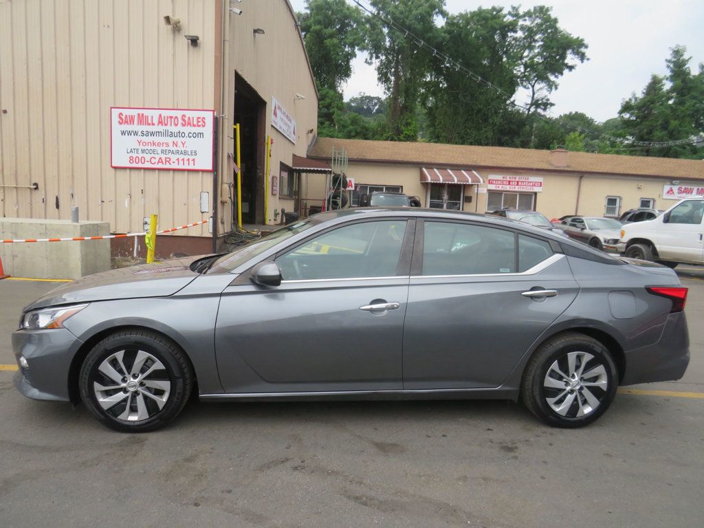 2021 Nissan Altima 2.5 photo 8