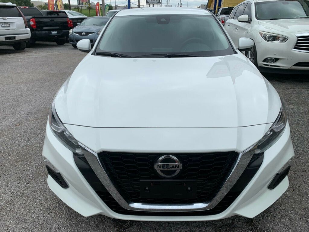 2021 Nissan Altima 2.5 photo 2