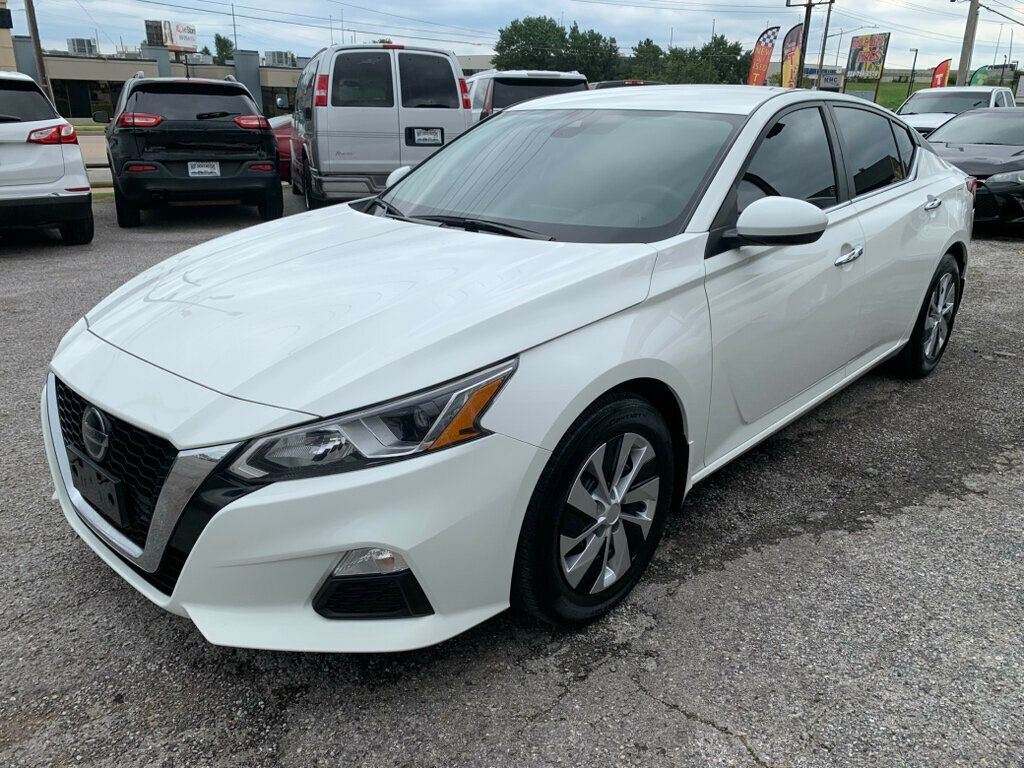 2021 Nissan Altima 2.5 photo 3