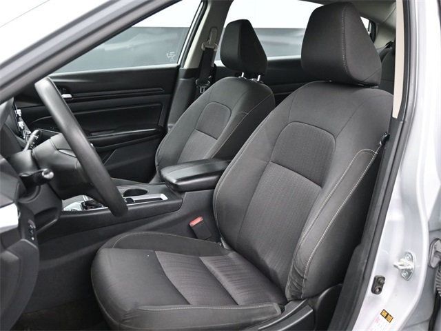 2021 Nissan Altima 2.5 S Sedan - 22946322 - 5