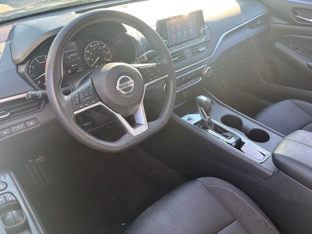 2021 Nissan Altima 2.5 S Sedan - 22945993 - 13