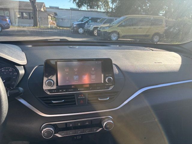 2021 Nissan Altima 2.5 S Sedan - 22945993 - 16