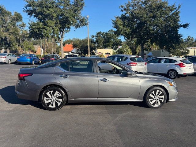 2021 Nissan Altima 2.5 S Sedan - 22945993 - 5