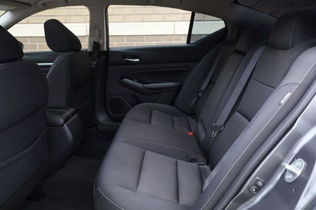 2021 Nissan Altima 2.5 SV - 23093854 - 20