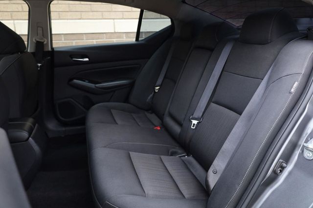2021 Nissan Altima 2.5 SV - 23093854 - 21