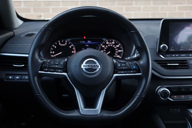 2021 Nissan Altima 2.5 SV - 23093854 - 30
