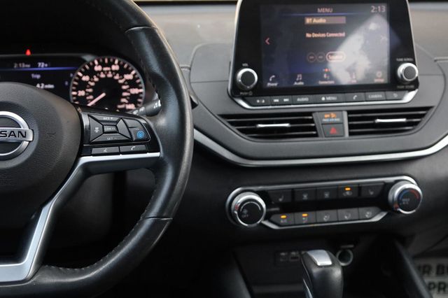 2021 Nissan Altima 2.5 SV - 23093854 - 32
