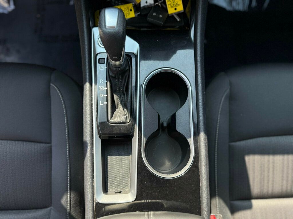 2021 Nissan Altima 2.5 SV photo 14