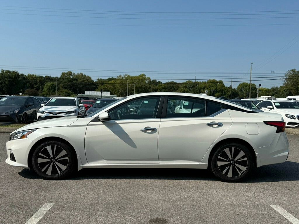 2021 Nissan Altima 2.5 SV photo 5