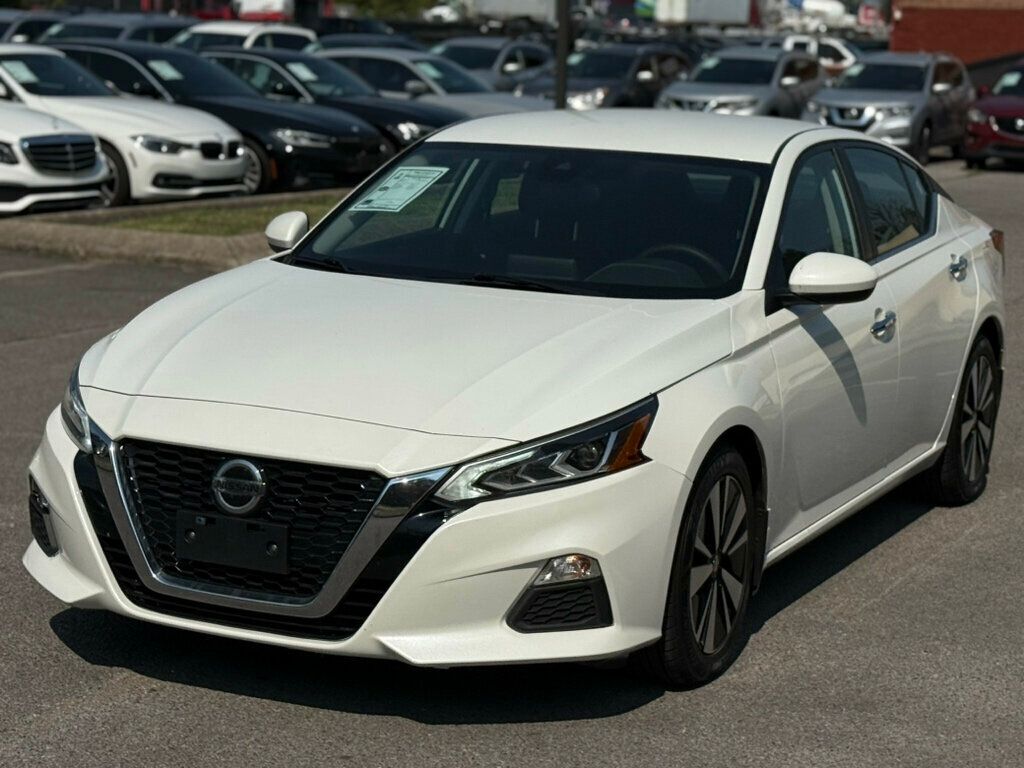 2021 Nissan Altima 2.5 SV photo 6