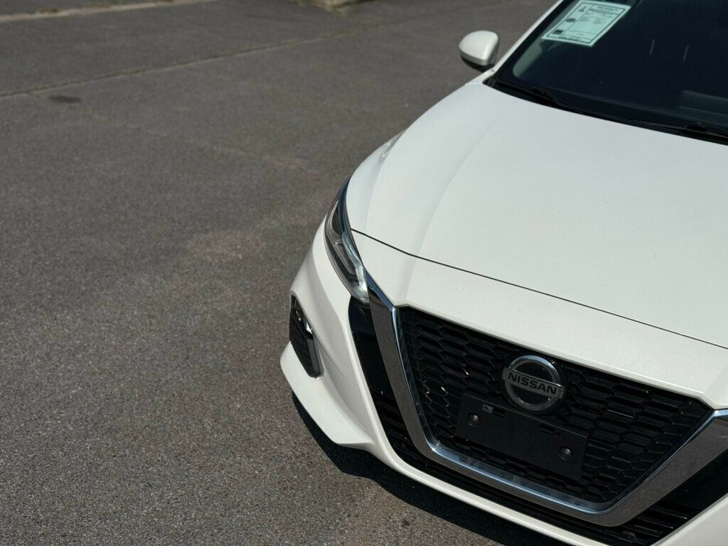 2021 Nissan Altima 2.5 SV photo 8