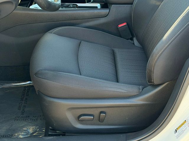 2021 Nissan Altima 2.5 SV Sedan - 22962102 - 11