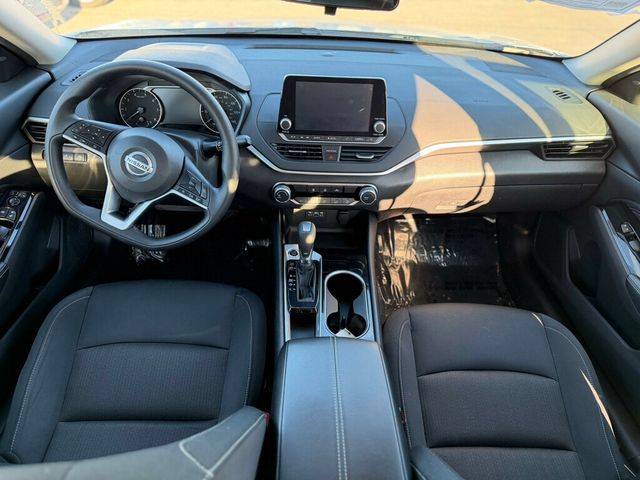 2021 Nissan Altima 2.5 SV Sedan - 22962102 - 16