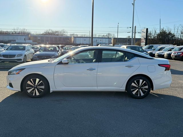 2021 Nissan Altima 2.5 SV Sedan - 22962102 - 1