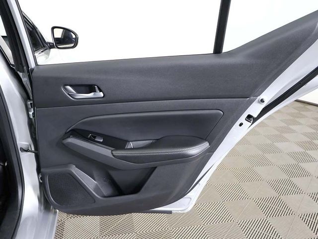 2021 Nissan Altima 2.5 SV Sedan - 23027802 - 21