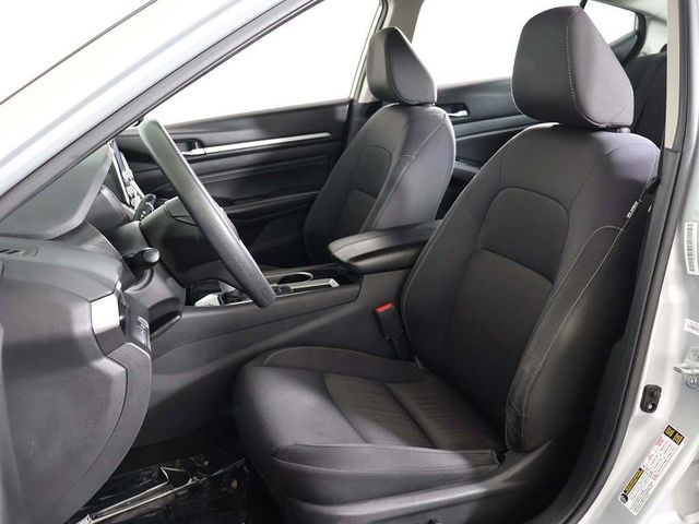 2021 Nissan Altima 2.5 SV Sedan - 23027802 - 24