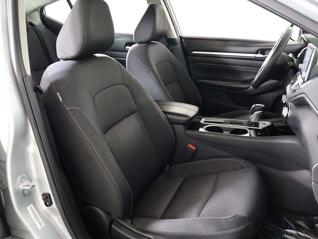 2021 Nissan Altima 2.5 SV Sedan - 23027802 - 25