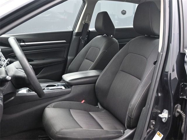 2021 Nissan Altima 2.5 SV Sedan - 22978575 - 9