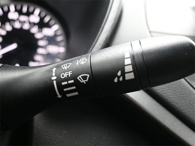 2021 Nissan Altima 2.5 SV Sedan - 22978575 - 28