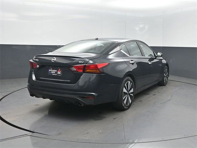 2021 Nissan Altima 2.5 SV Sedan - 22978575 - 32