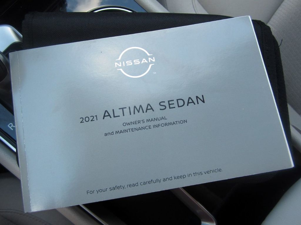 2021 Nissan Altima 2.5 SV photo 20