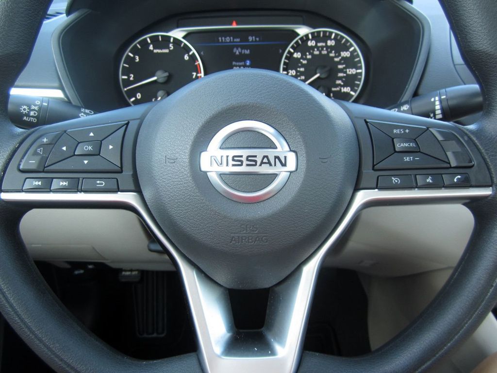 2021 Nissan Altima 2.5 SV photo 22