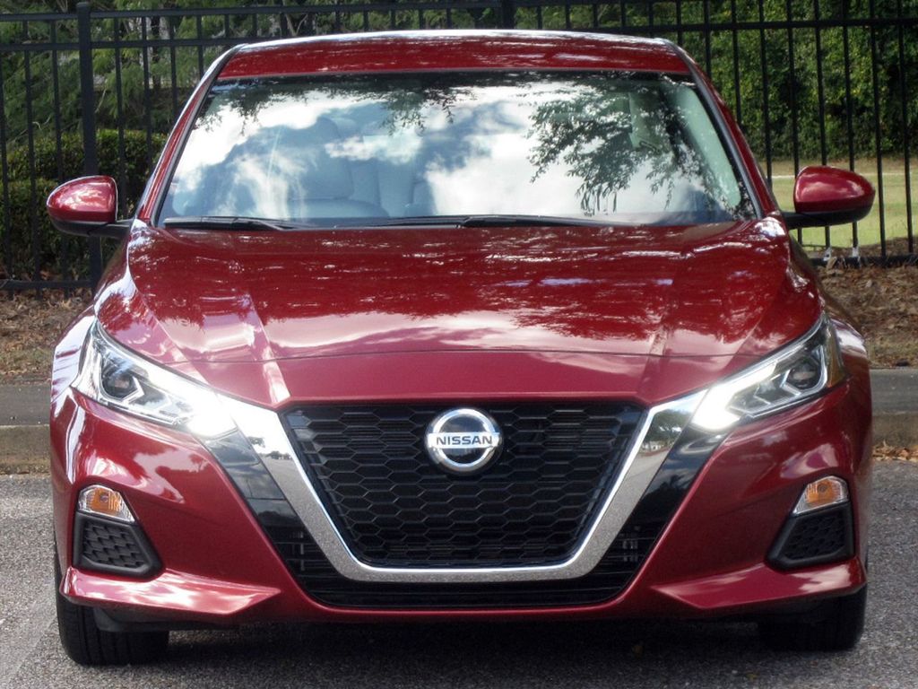 2021 Nissan Altima 2.5 SV photo 3