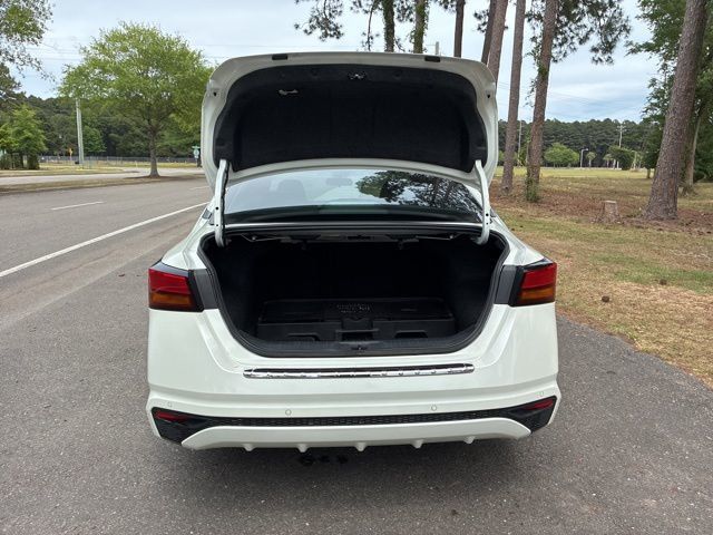 2021 Nissan Altima 2.5 SV Sedan - 23015458 - 17