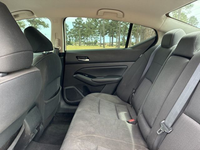 2021 Nissan Altima 2.5 SV Sedan - 23015458 - 20