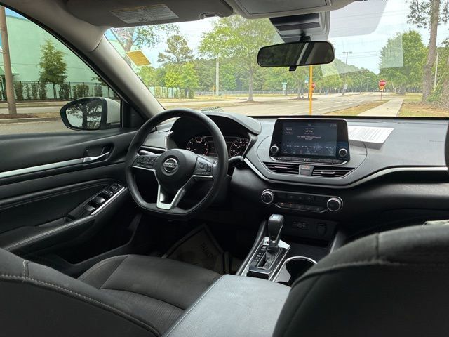 2021 Nissan Altima 2.5 SV Sedan - 23015458 - 23