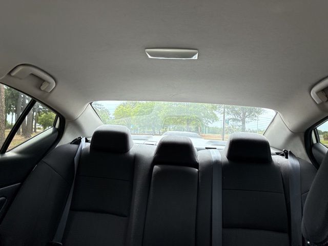 2021 Nissan Altima 2.5 SV Sedan - 23015458 - 32