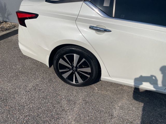 2021 Nissan Altima 2.5 SV Sedan - 23015458 - 3