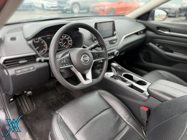 2021 Nissan Altima 2.5 SV Sedan 4D - 23068515 - 12
