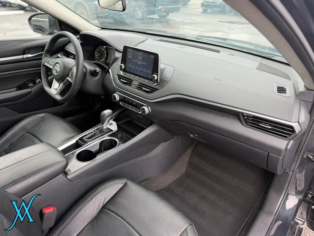 2021 Nissan Altima 2.5 SV Sedan 4D - 23068515 - 22