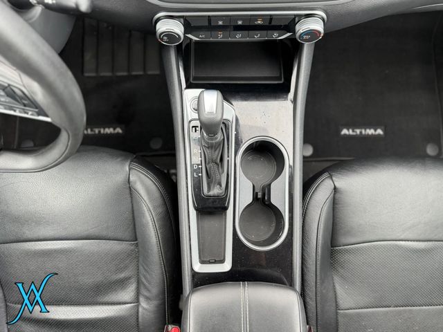 2021 Nissan Altima 2.5 SV Sedan 4D - 23068515 - 26