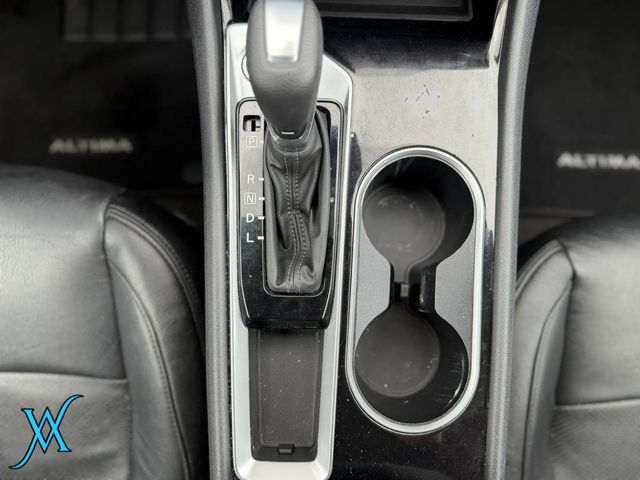2021 Nissan Altima 2.5 SV Sedan 4D - 23068515 - 27