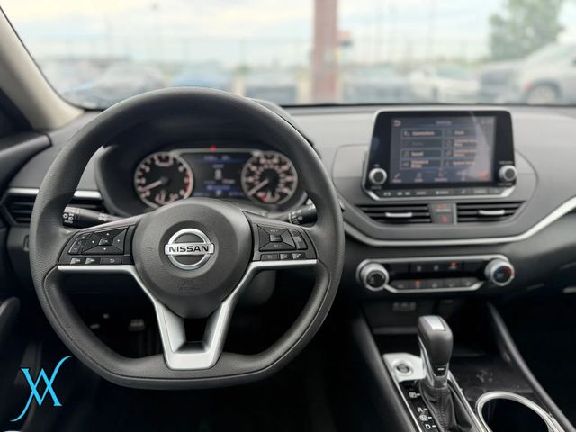2021 Nissan Altima 2.5 SV Sedan 4D - 23068515 - 28