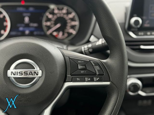2021 Nissan Altima 2.5 SV Sedan 4D - 23068515 - 31