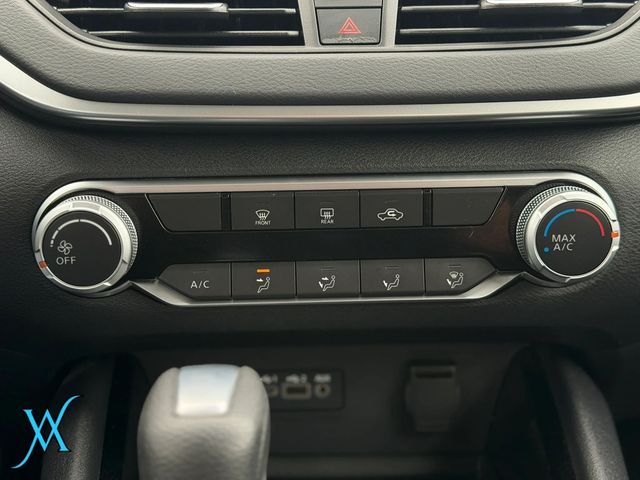 2021 Nissan Altima 2.5 SV Sedan 4D - 23068515 - 34