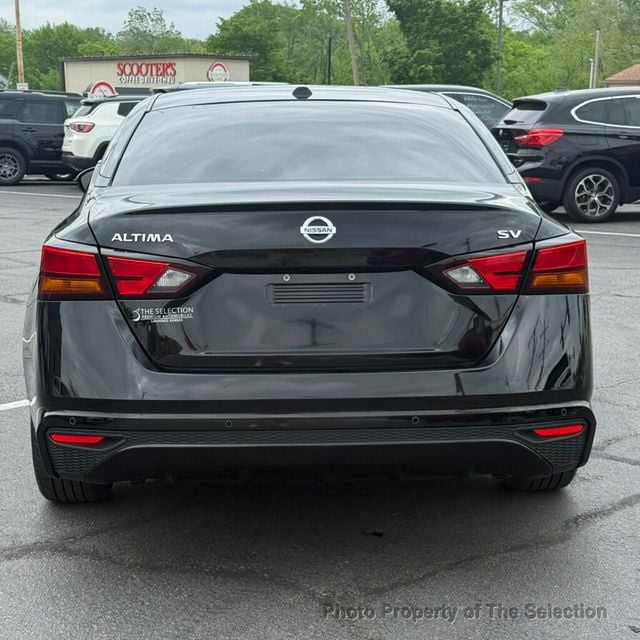 2021 Nissan Altima 2.5 SV W/BLIND SPOT, APPLE CARPLAY & ANDROID AUDIO - 23009526 - 12