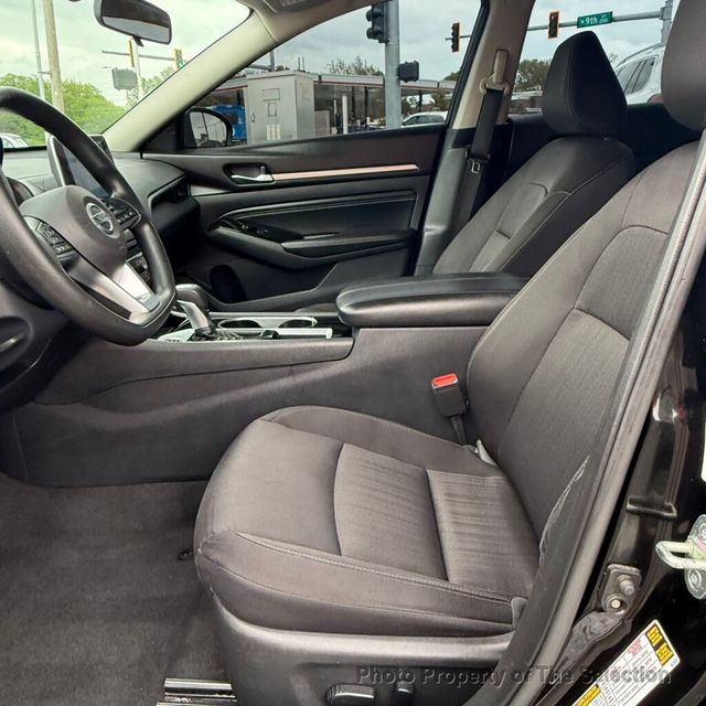 2021 Nissan Altima 2.5 SV W/BLIND SPOT, APPLE CARPLAY & ANDROID AUDIO - 23009526 - 21