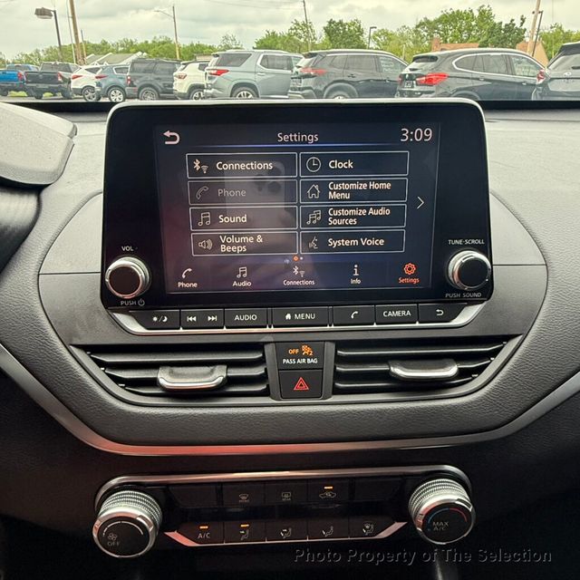 2021 Nissan Altima 2.5 SV W/BLIND SPOT, APPLE CARPLAY & ANDROID AUDIO - 23009526 - 30