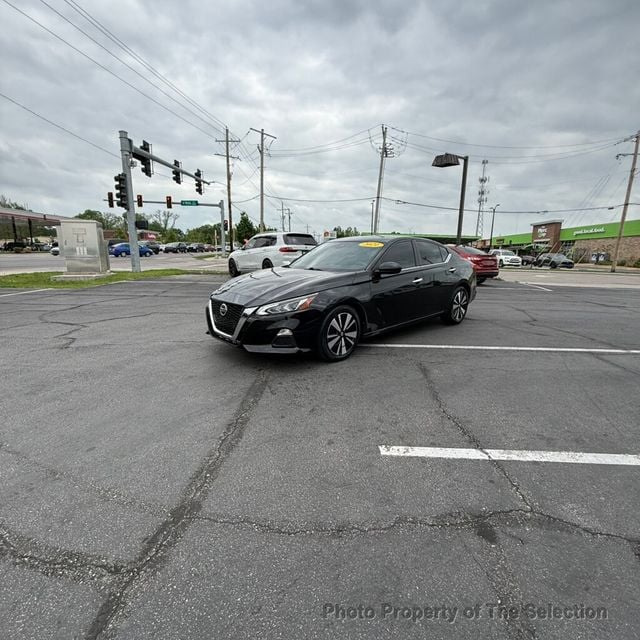 2021 Nissan Altima 2.5 SV W/BLIND SPOT, APPLE CARPLAY & ANDROID AUDIO - 23009526 - 5