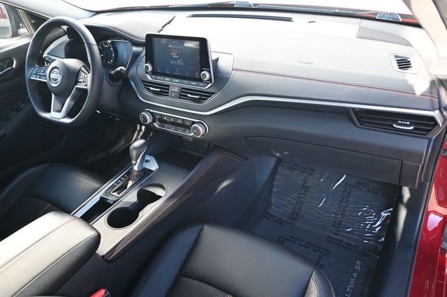 2021 Nissan Altima SR Premium Package - 22965375 - 7